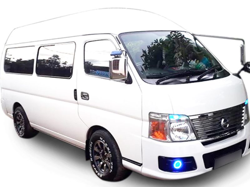 Nissan Caravan E25 Hi roof