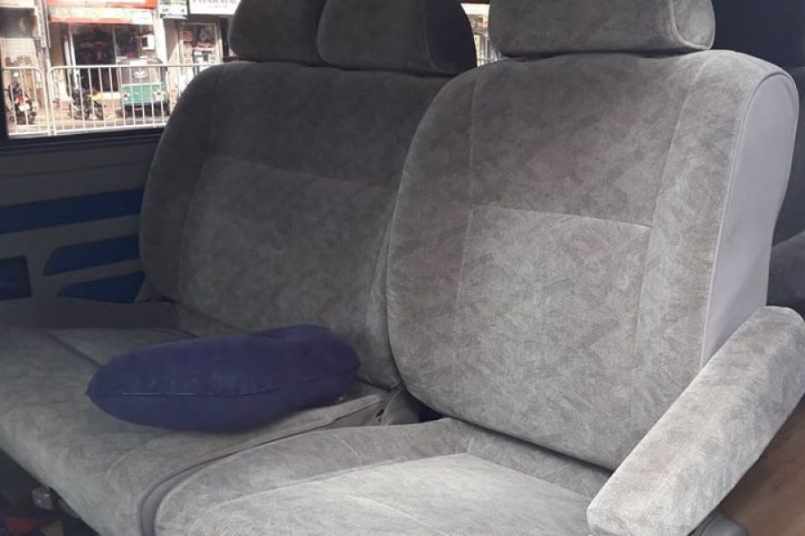 Nissan Caravan E25 Hi Roof