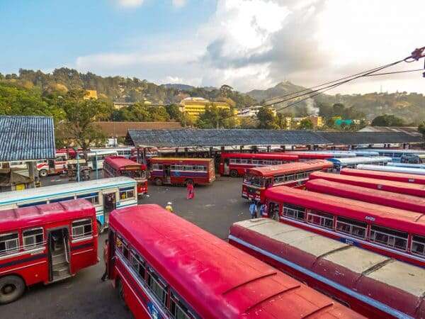 Central-Bus-Stand-Kandy-VISIT-2-SRI-LANKA-600x450-1